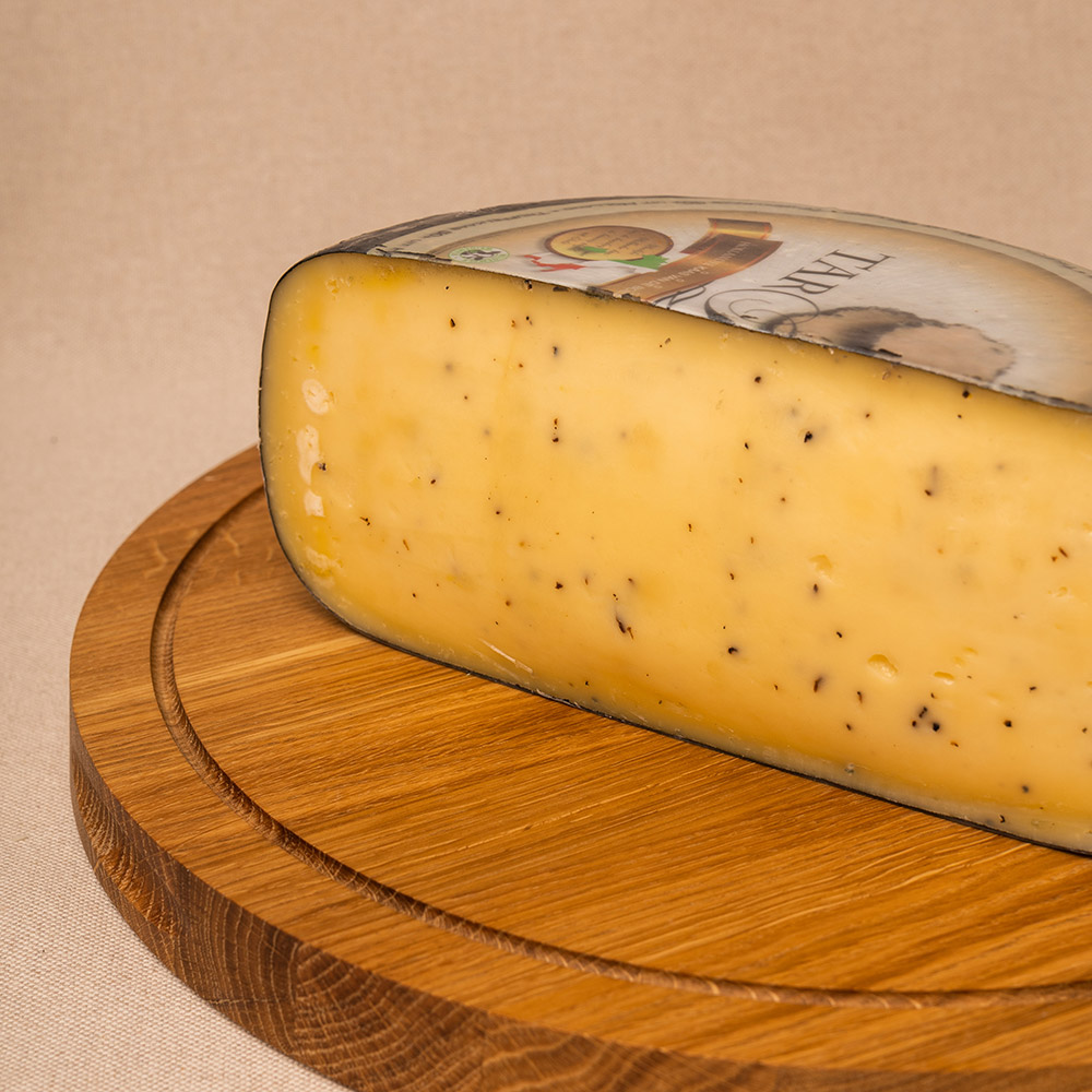 ser farmerski z truflą