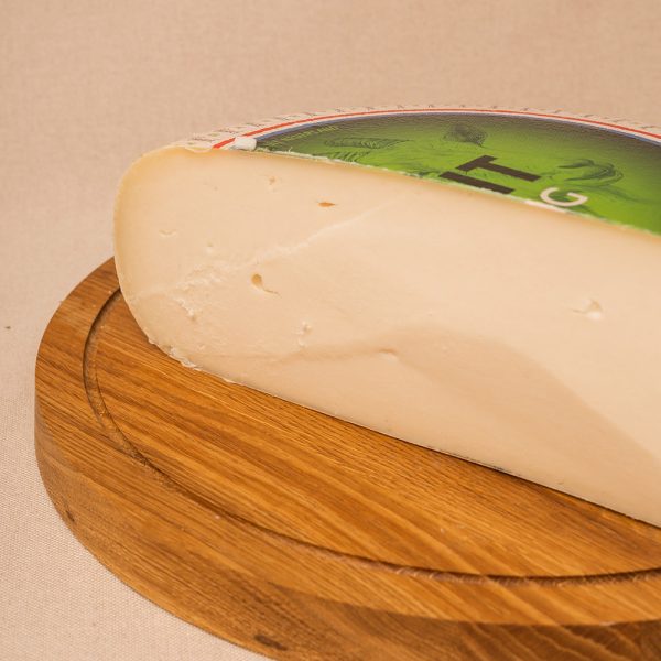 Ser holenderski kozi młody