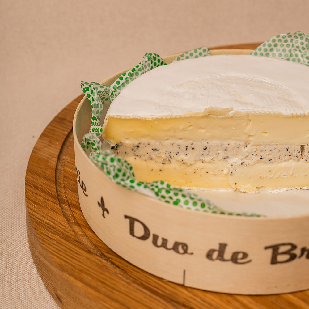 Ser francuski Brie z truflą